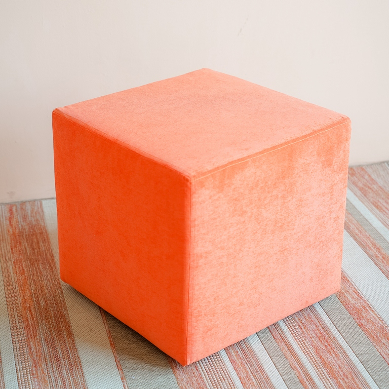 Оранжевый пуф — кубик 2